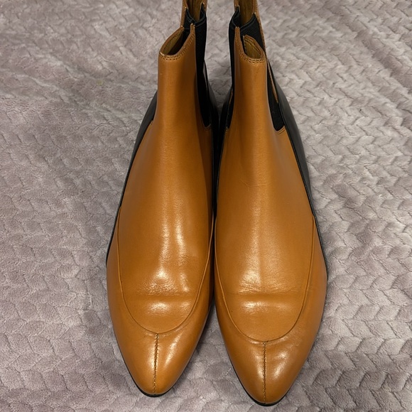 Beautiful Balenciaga size 10 ankle boots never worn perfect condition - Picture 3 of 3
